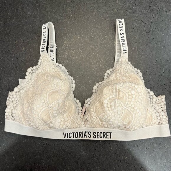 Victoria's Secret Other - Y2K Victoria’s Secret Lace Bralette Ivory White Size L